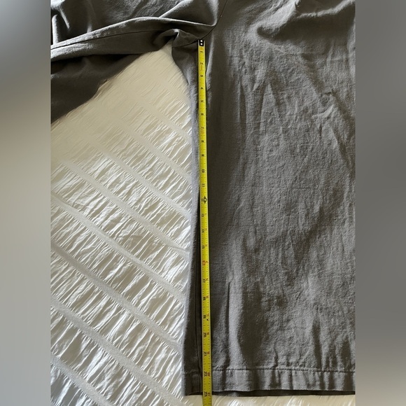 ELLEN TRACY Linen Rayon Blend Grey Wide Leg Cropped Pants Coastal Neutral Summer - Picture 13 of 13